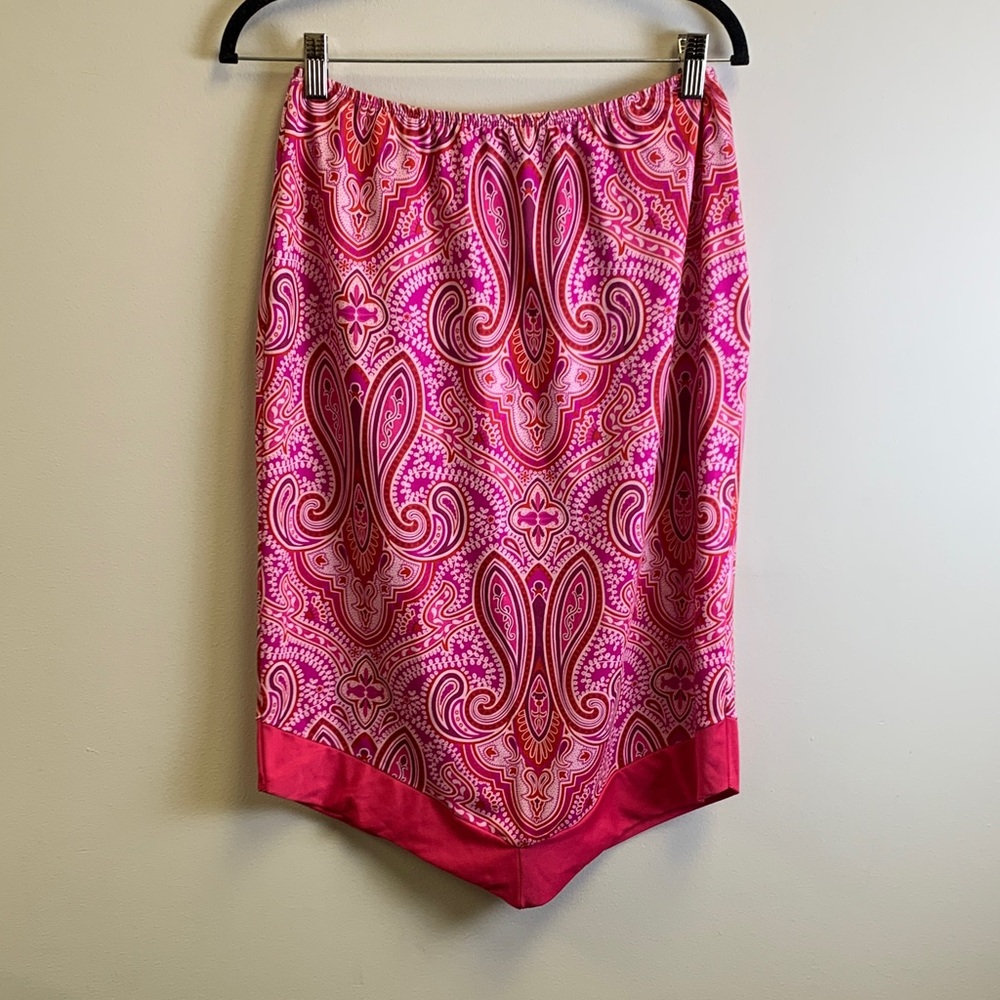Xhilaration Pink Paisley Print Handkerchief Hem Skirt